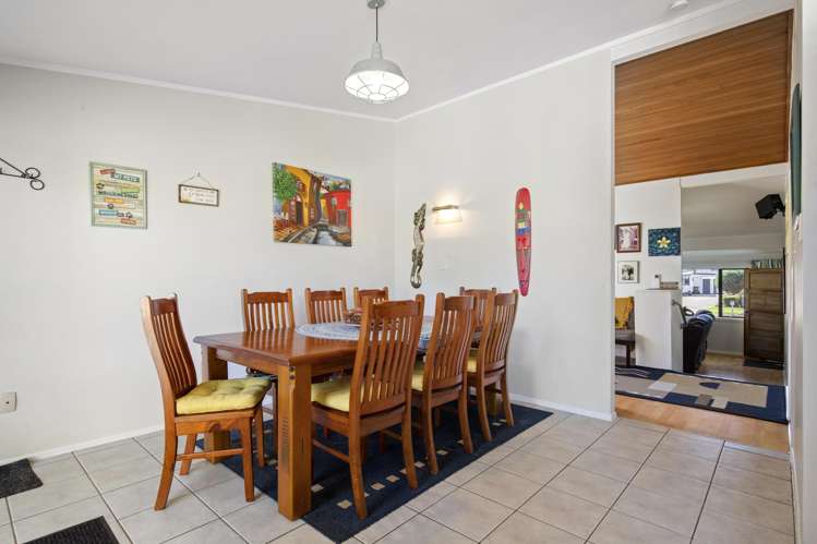 52 Taihiki Road Clarks Beach_14