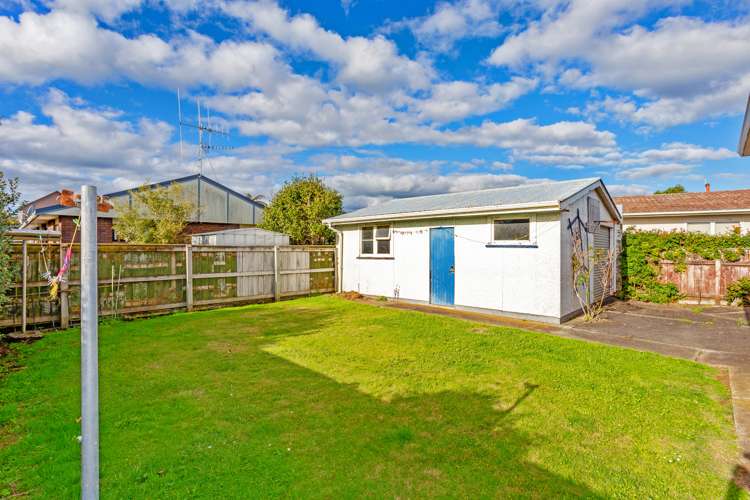 86 Lincoln Road Springvale_11