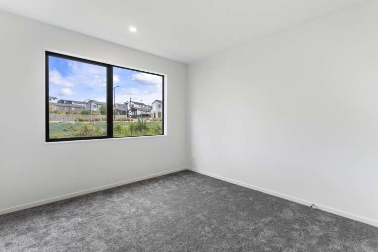 13 Kotiu Place Massey_7