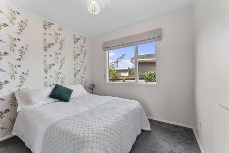 1 Goldsborough Avenue Raumati Beach_10