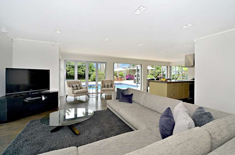 3 Birch Park Lane Whitford_8