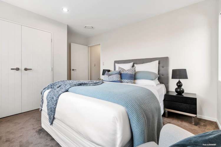 4 Ballindrait Drive Flat Bush_15