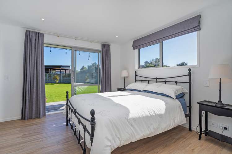 44 Longreach Drive Cooks Beach_25