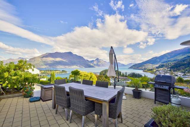 6b Edinburgh Drive Queenstown_3