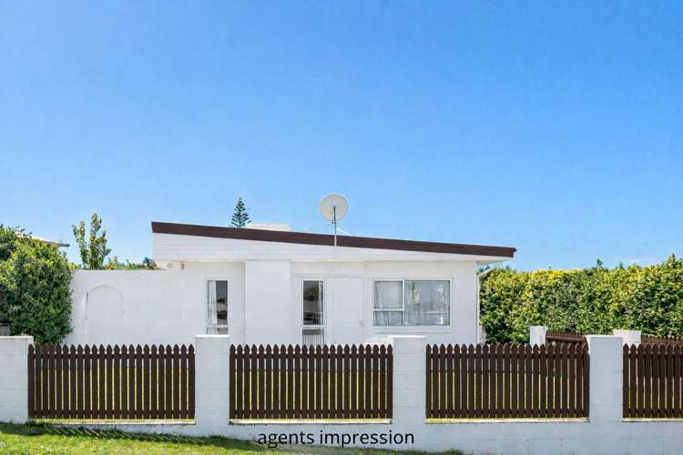 39 Trelawney Crescent Westown_21