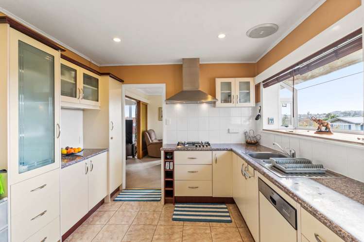 66 Kimber Hall Avenue Mount Roskill_10