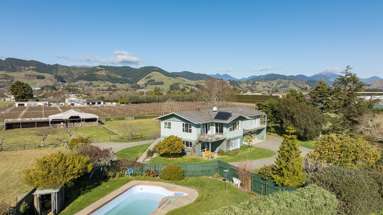 131 Ranzau Road_1