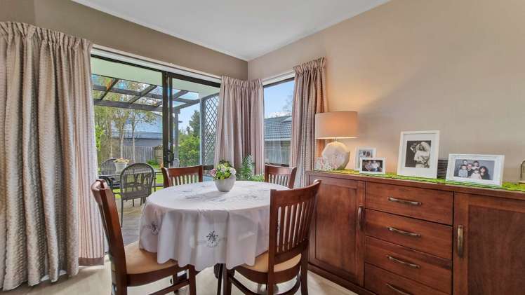 14 Elmslie Place Owhata_5