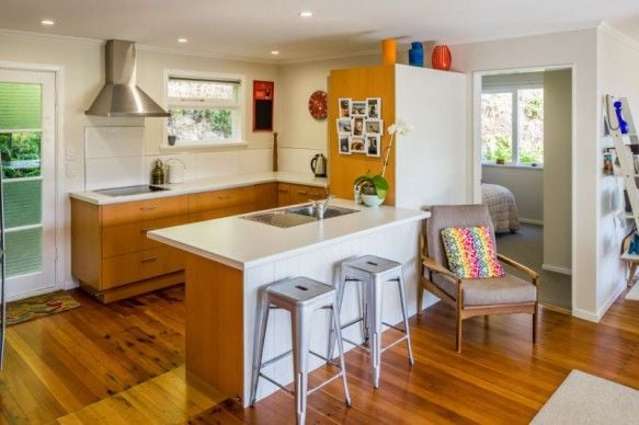 26 Kiriwai Road Paremata_4