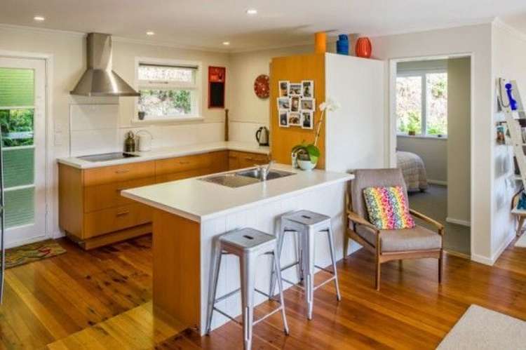 26 Kiriwai Road Paremata_4