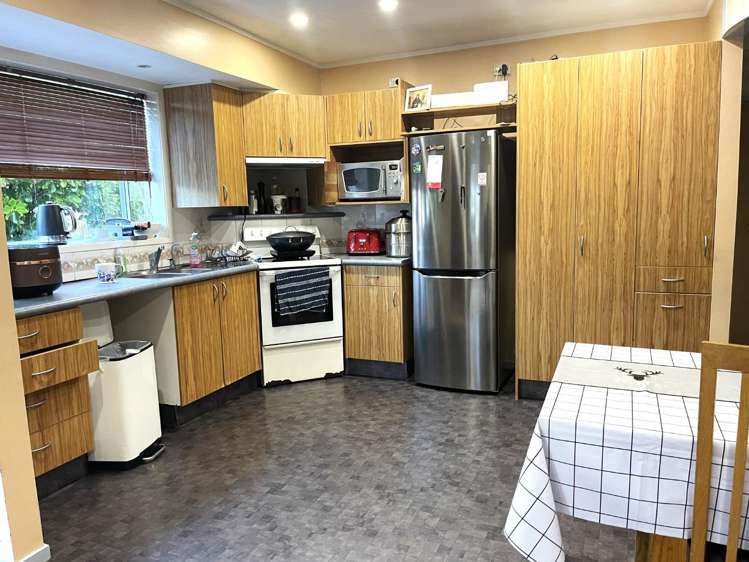 69 Chilcott Rd Henderson_6