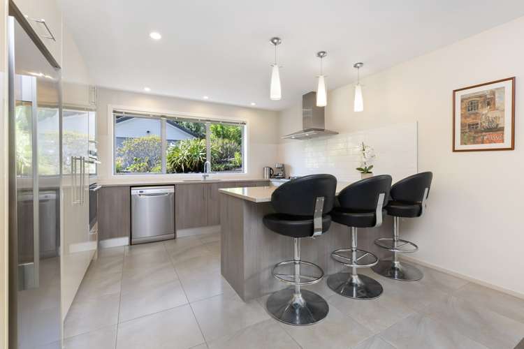 5 Fendalton Place Hatfields Beach_5