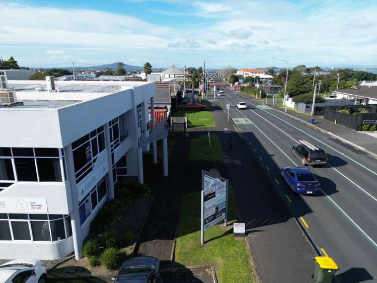 D/129 Onewa Road Northcote_7
