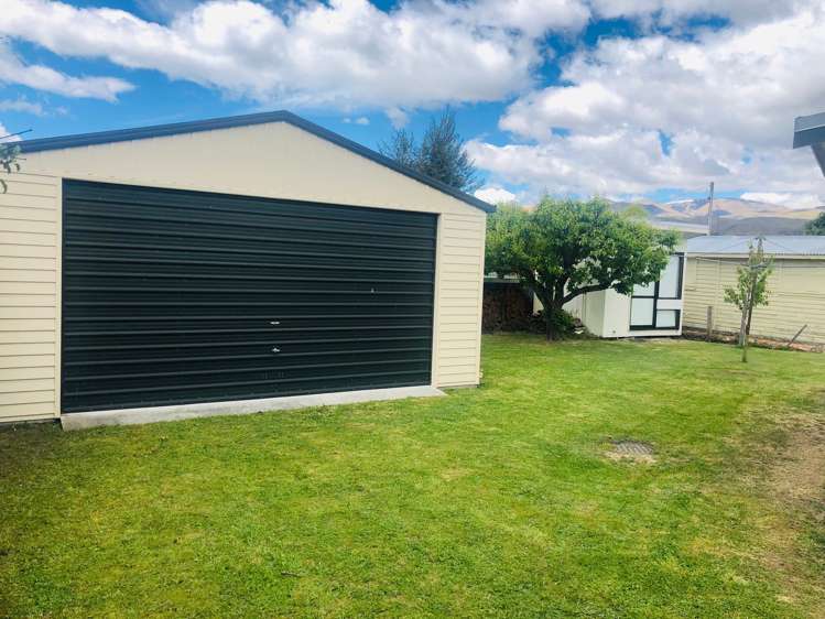 212 Waitaki Drive Otematata_13