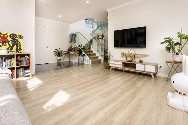 15 Thomas Rielly Avenue Hobsonville_4