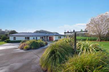 1022b No 3 Road_3
