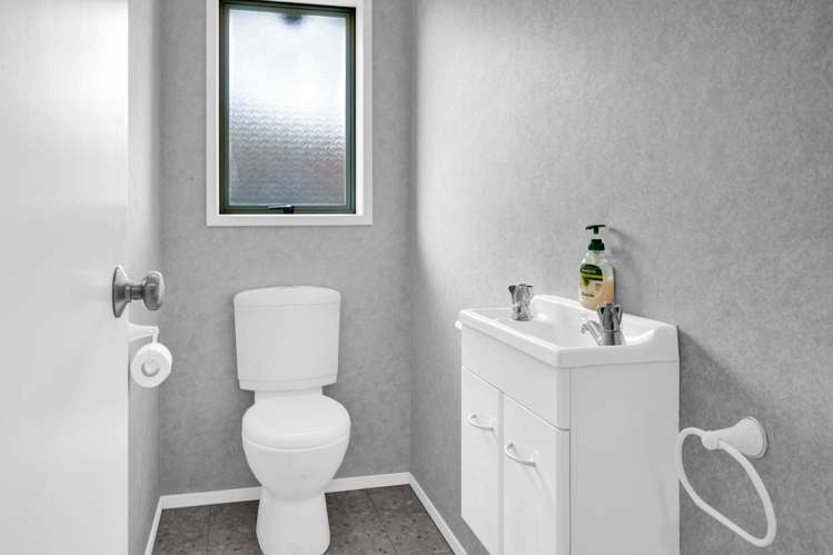 23 Brown Street Inglewood_19