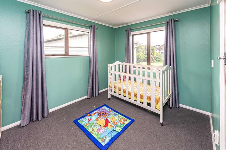24 Selwyn Crescent College Estate_13