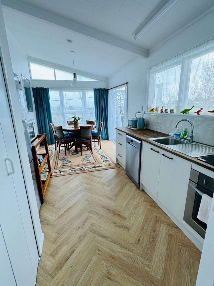 5 Pitcairn Place Avondale Auckland City Houses for Rent One Roof