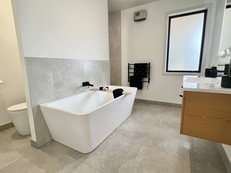 25 Inverurie Drive Waihopai_24