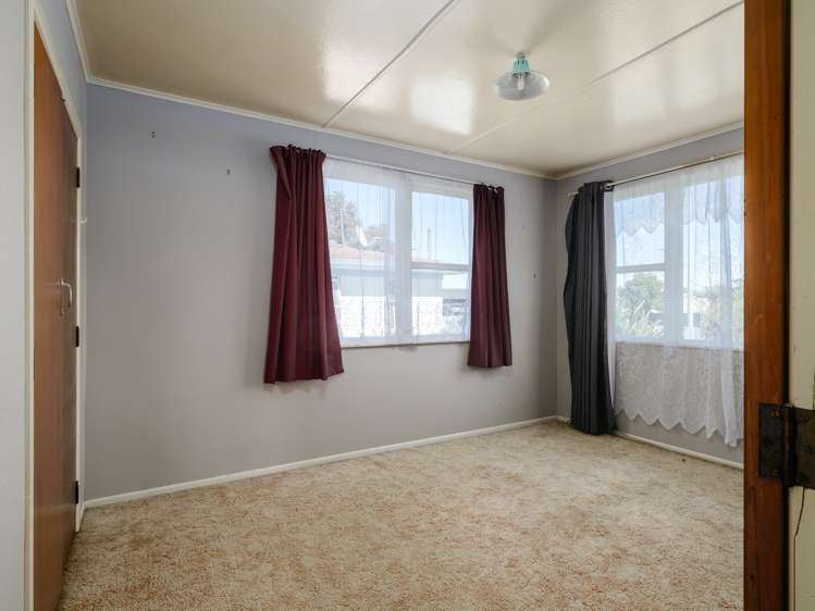 42 Lytton Road Riverdale_8