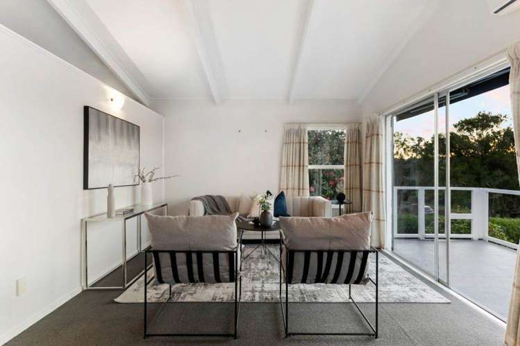 36 Mayfair Crescent Mairangi Bay_6