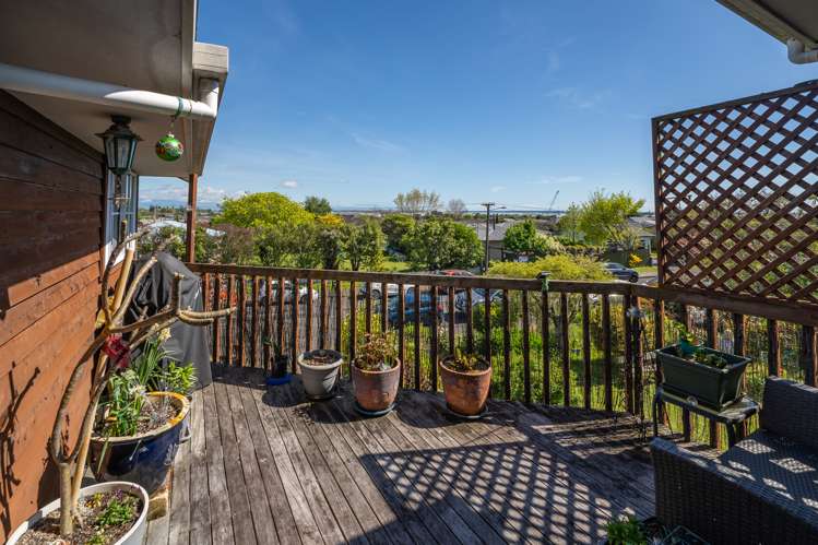 2 Fauchelle Avenue Richmond_7