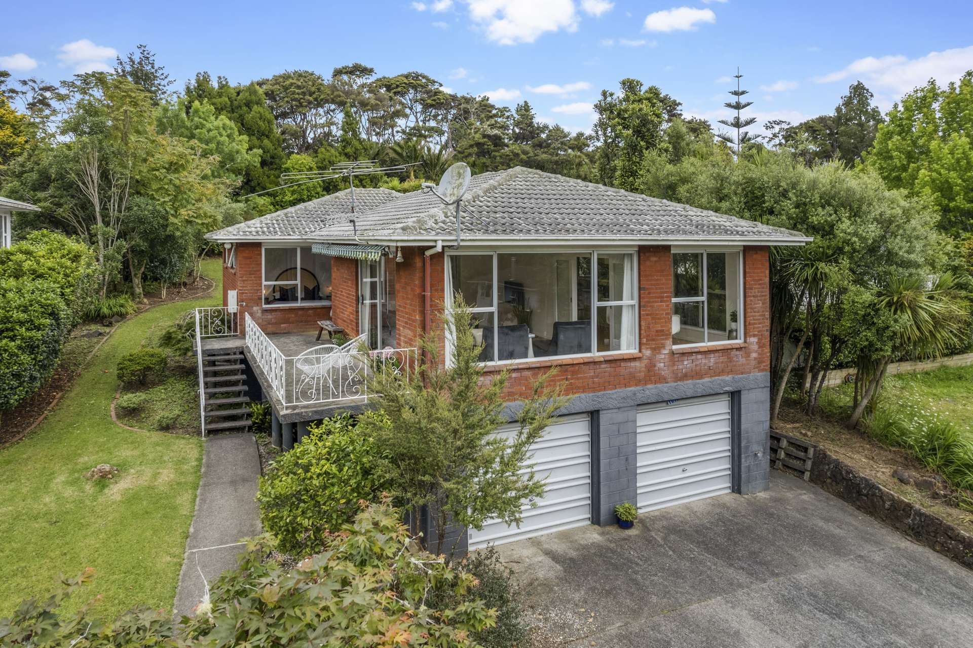 52 Rimutaka Place Titirangi_0