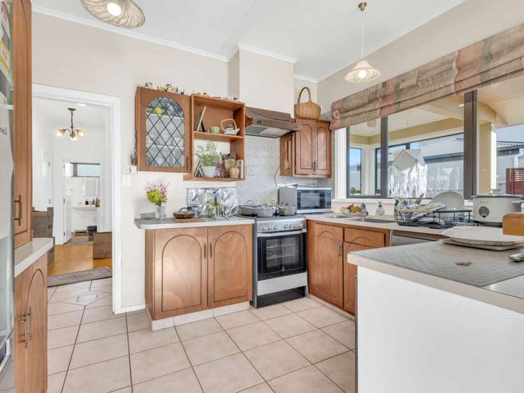 13 Cambridge Terrace Taradale_16