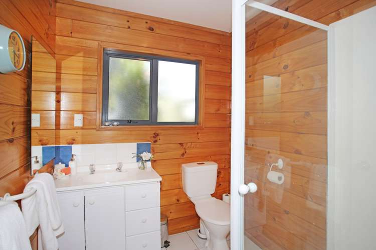 87 Pukeoware Road Waiuku_22