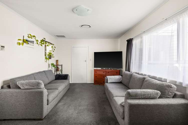 71 Harold Holt Avenue Onekawa_7