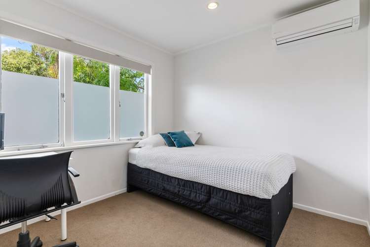 7 Edgerton Road Te Atatu Peninsula_10