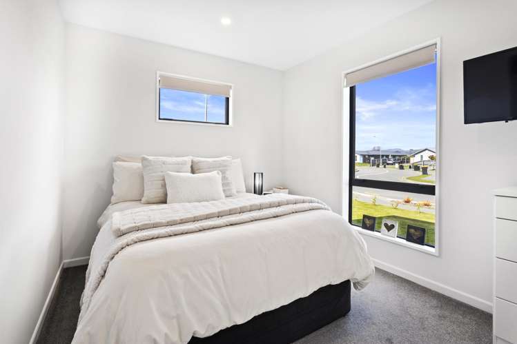 21a Kingsbridge West Burwood_9
