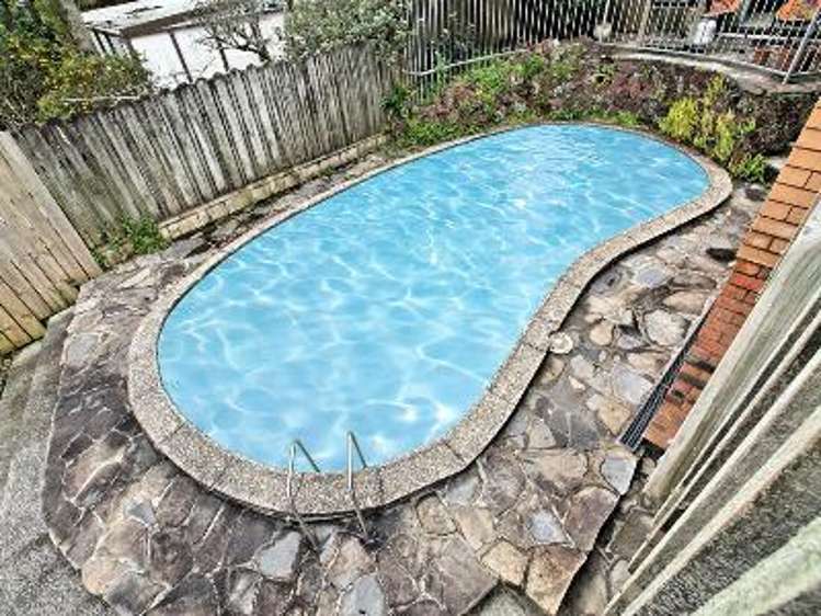 68 Daffodil Street Titirangi_17