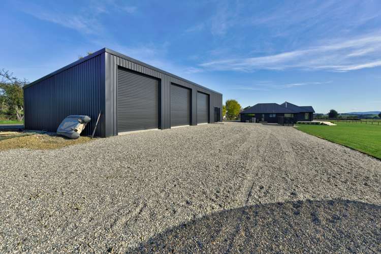 15 Cemetery Road Kuri Bush_42