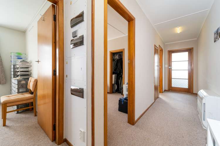 16 William Benton Street Featherston_8