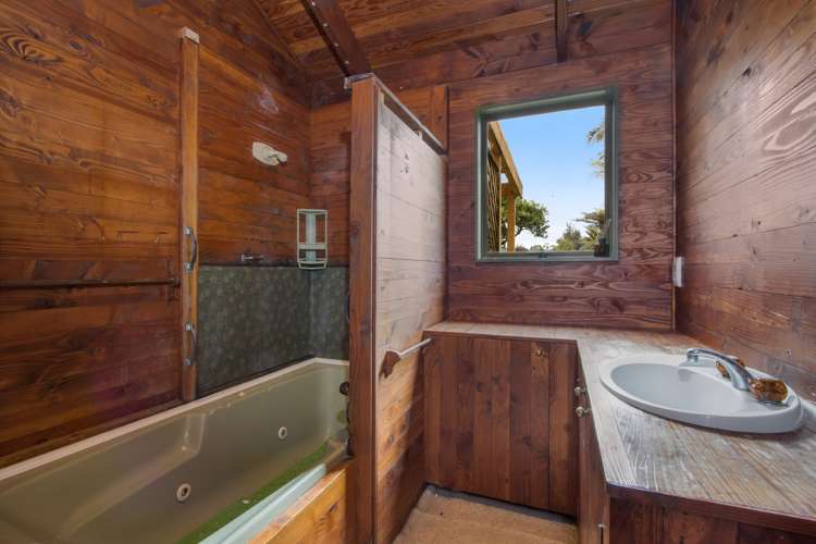 49 Poland Street Waikino_9