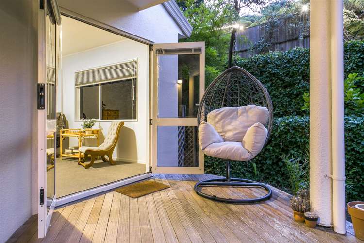 2/74 Braemar Road Castor Bay_13