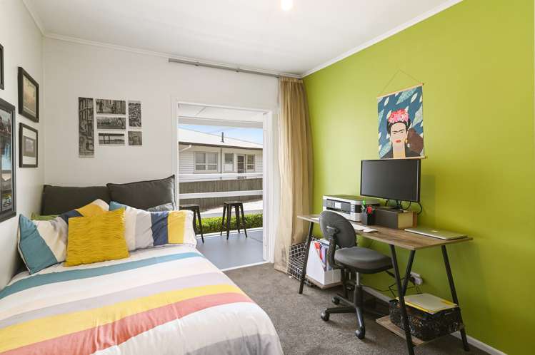 21 Mckenzie Road Owhata_13