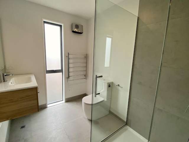 4/161 Simeon Street 10222_3