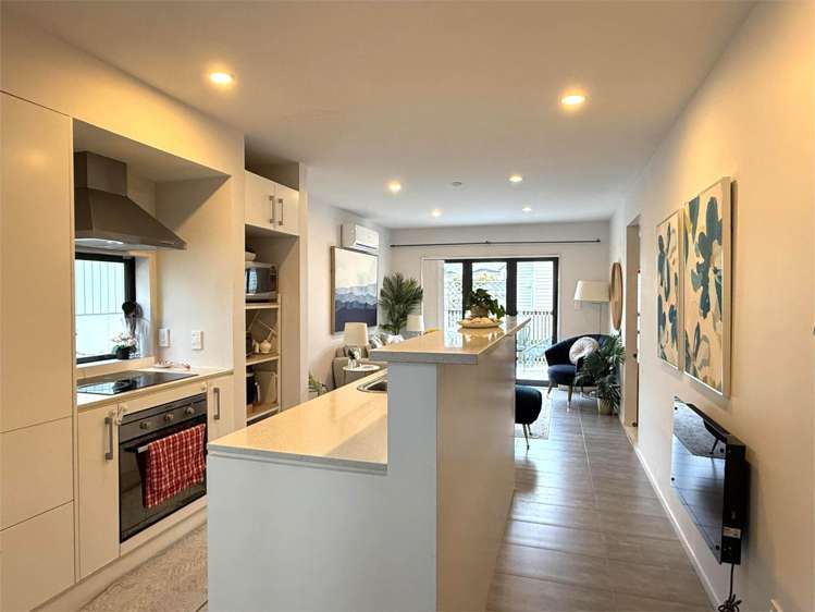 8 Kanona Way Albany Heights_2