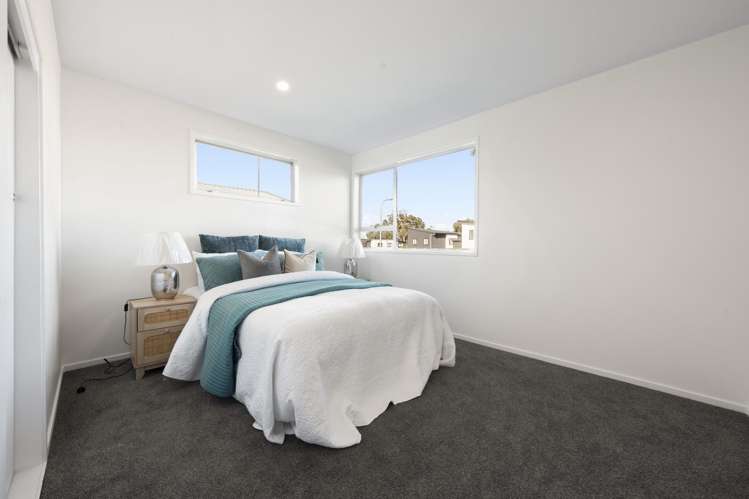5 Bedlington Avenue_5