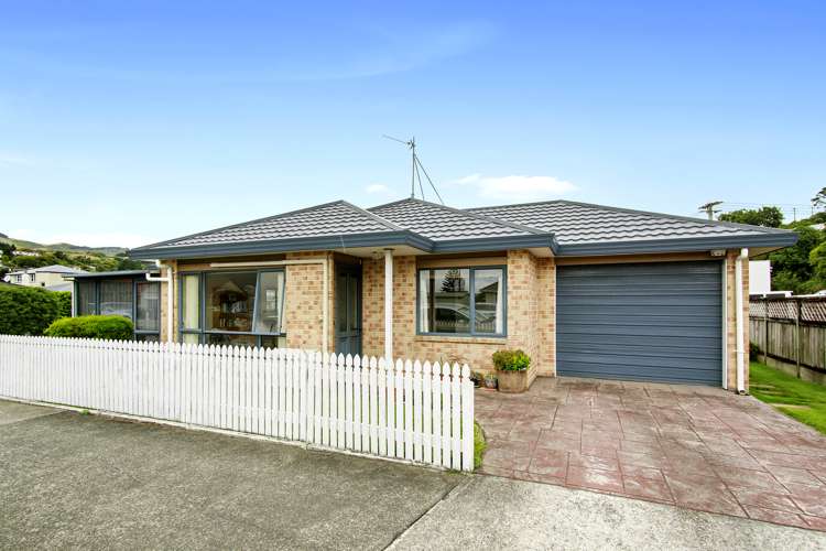 1 Elena Place Tawa_15