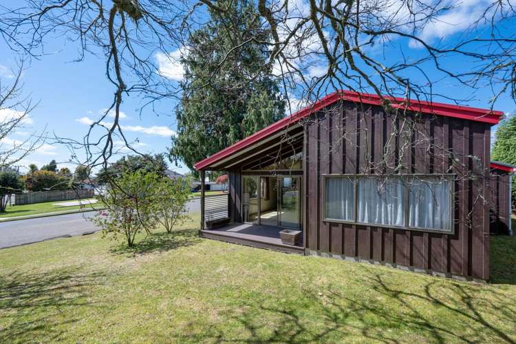 1 Wychwood Crescent_0