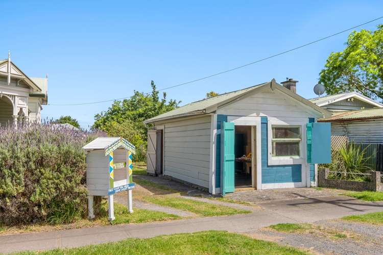 3 Dickson Street Kaiti_15