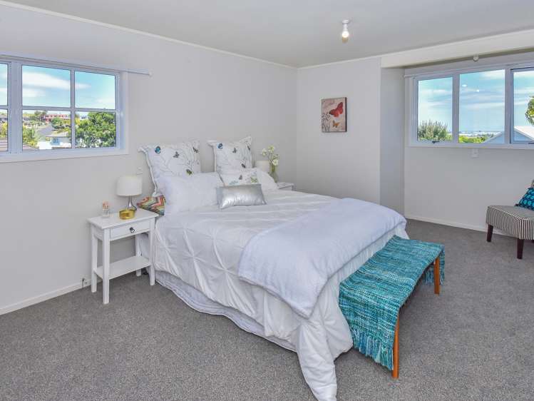 12 Tadley Court Goodwood Heights_10