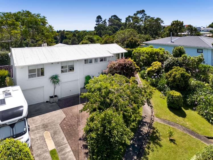 22 Awanui Street Merrilands_31