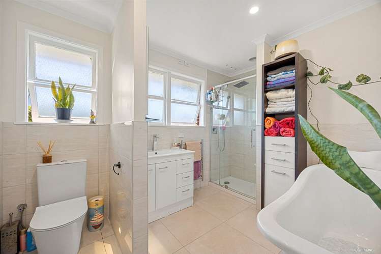 12A Rarangi Road St Heliers_12