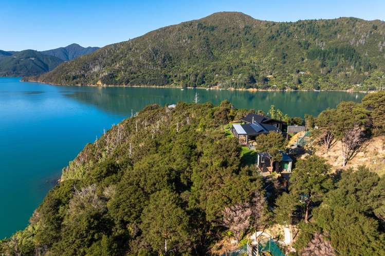 448 Tamuakawawe Bay Marlborough Sounds_21