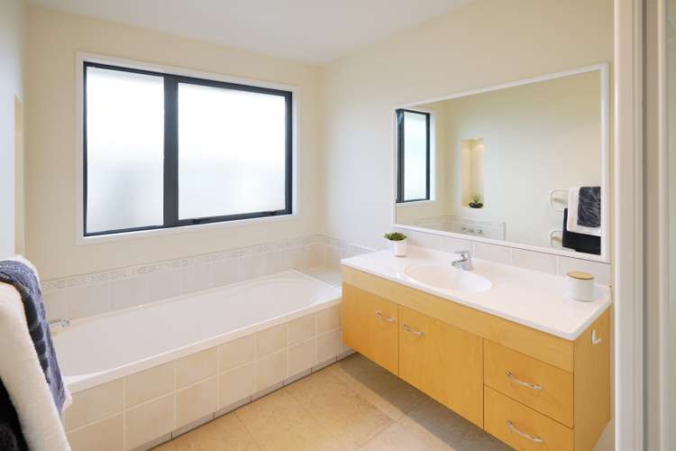 6 Delta Way Woolston_10